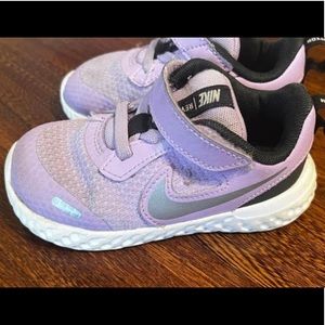 Purple Nike size 7